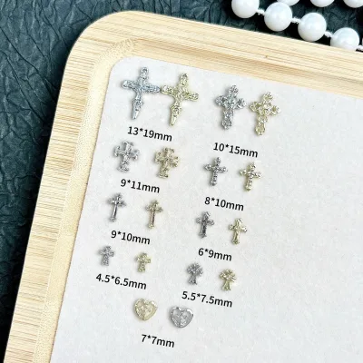 Breloques pour ongles en alliage, cœurs et croix – image 2