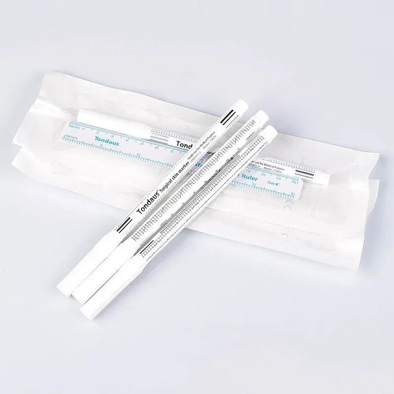 Stylo marqueur blanc pour sourcils avec règle